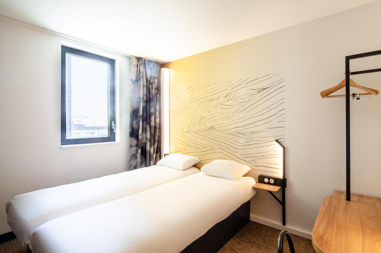 B&B Hotel Besancon Valentin Miserey-Salines Esterno foto