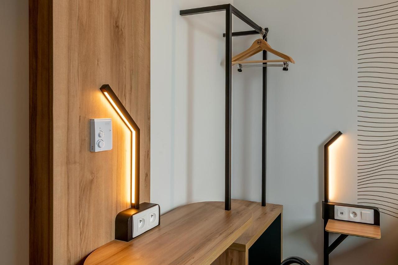 B&B Hotel Besancon Valentin Miserey-Salines Esterno foto